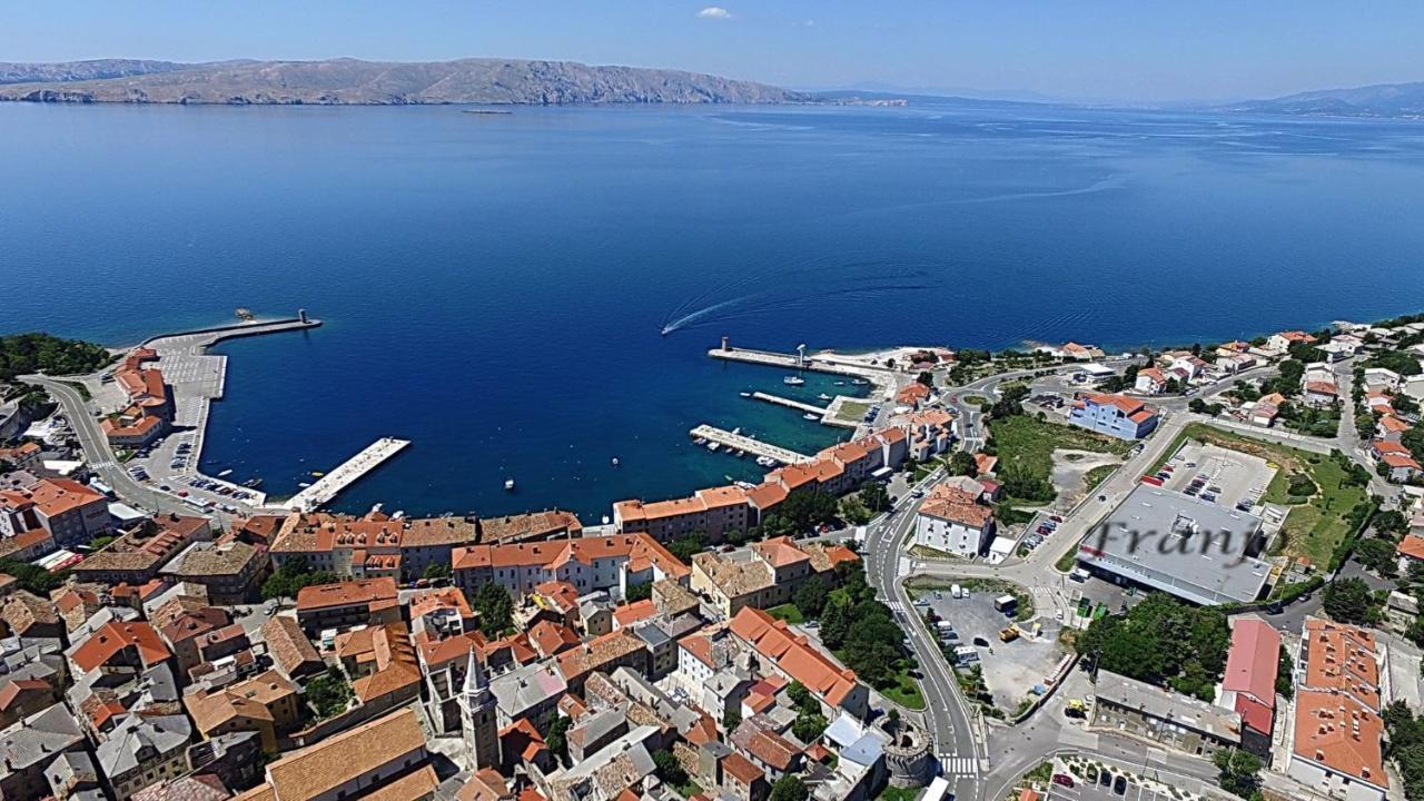 Apartments Luka Senj  Luaran gambar
