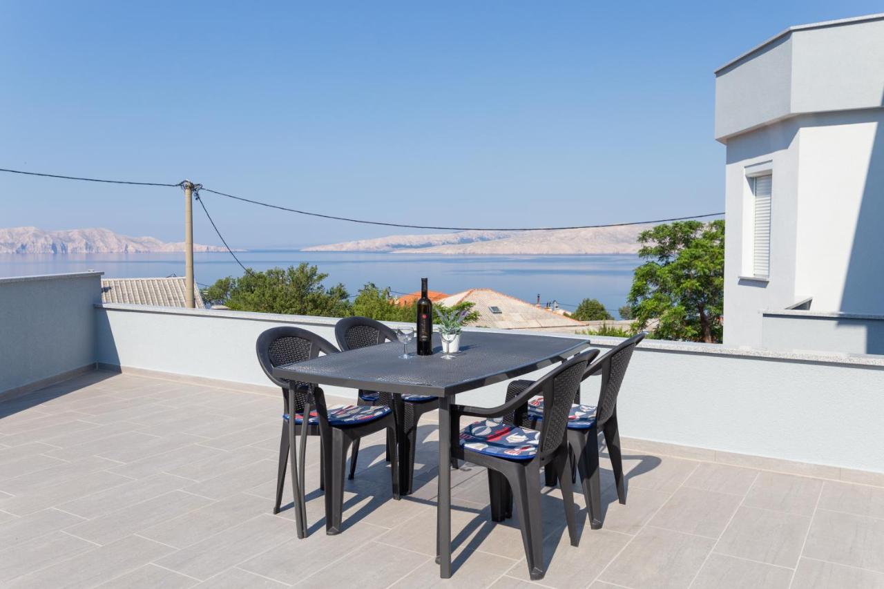 Apartments Luka Senj  Luaran gambar