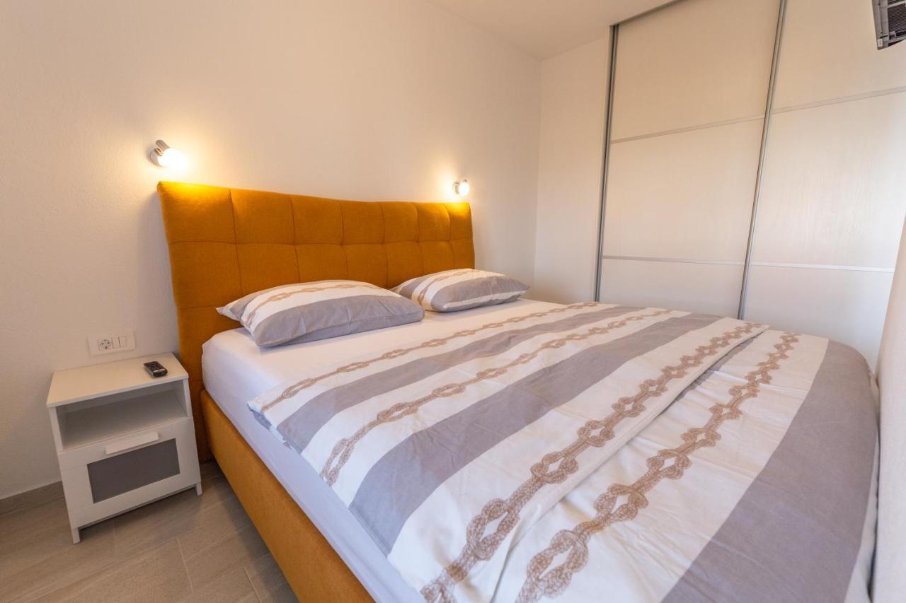 Apartments Luka Senj  Luaran gambar