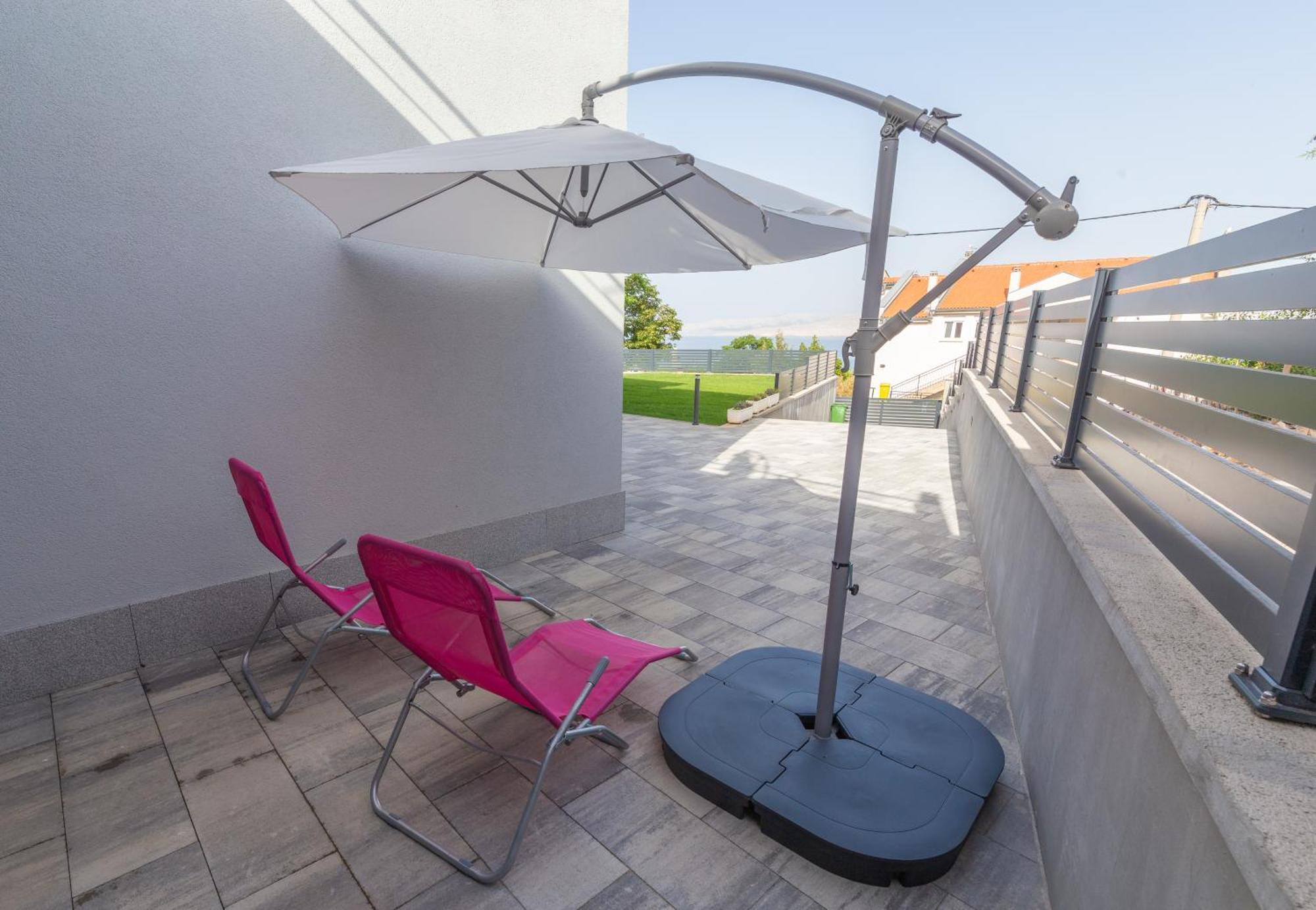 Apartments Luka Senj  Luaran gambar