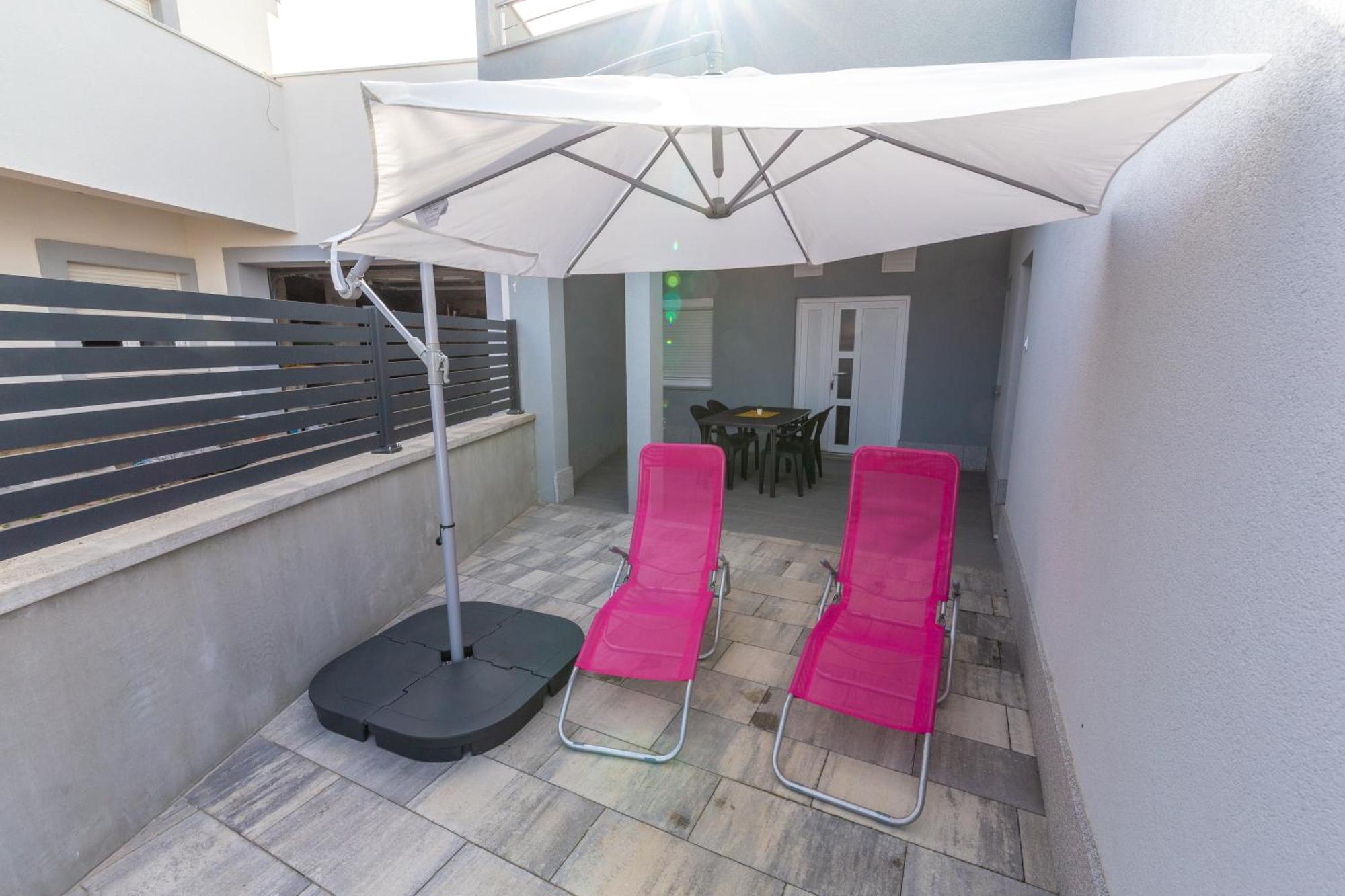 Apartments Luka Senj  Luaran gambar